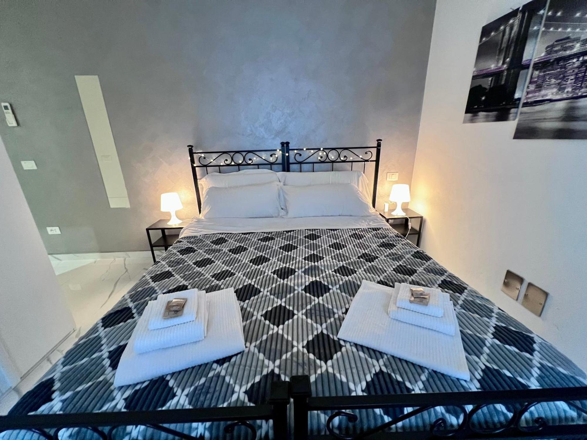 Cinque Terre & -