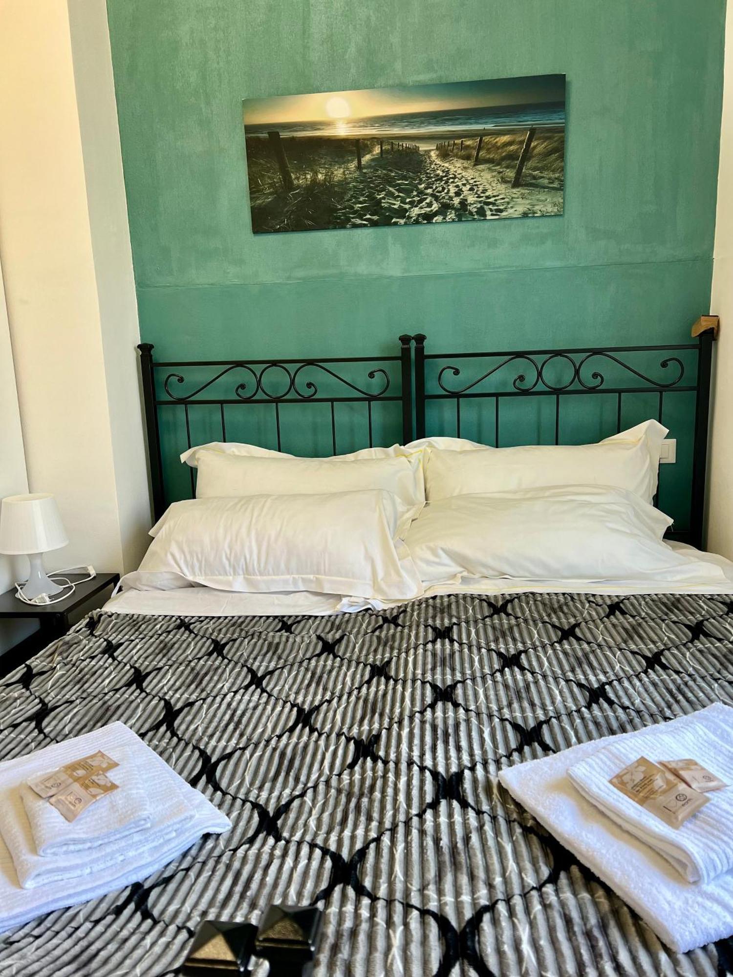 Cinque Terre & -